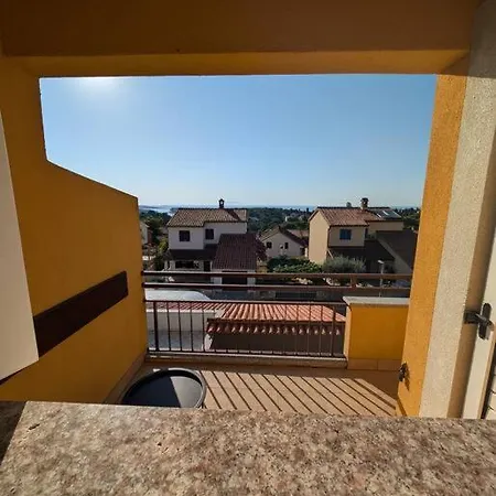 Yellow Submarine - Whole House Villa *